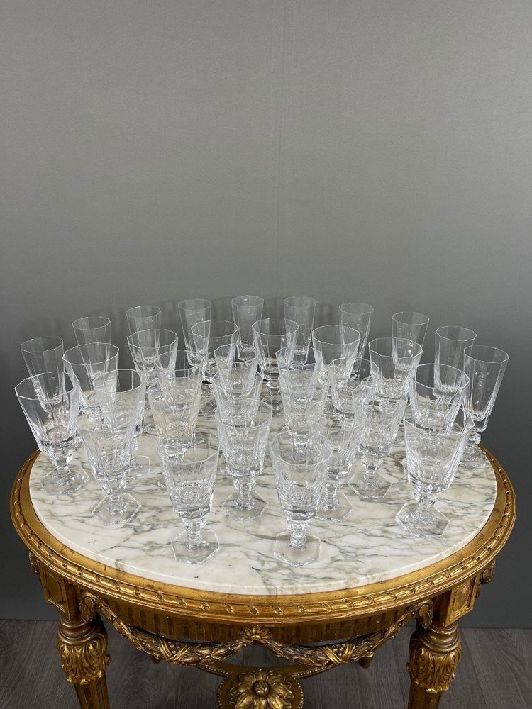 Ensemble De Verres En Cristal De Sèvres 33 Pièces