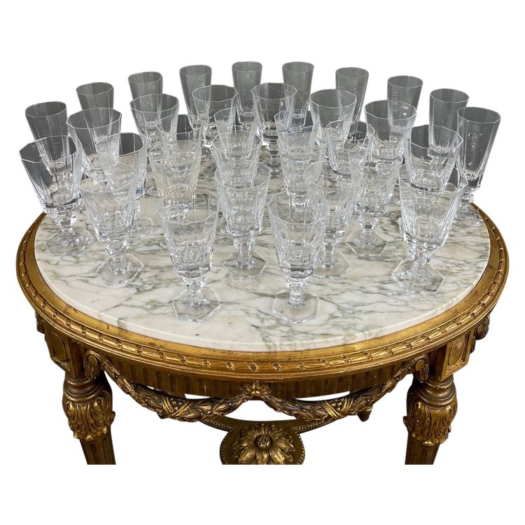 Ensemble De Verres En Cristal De Sèvres 33 Pièces