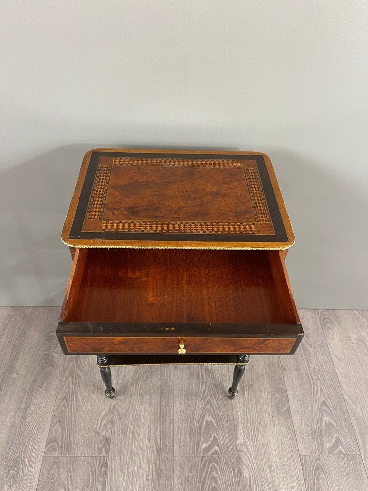 Table D’appoint Napoléon III En Bois Marqueté XIXe Siècle