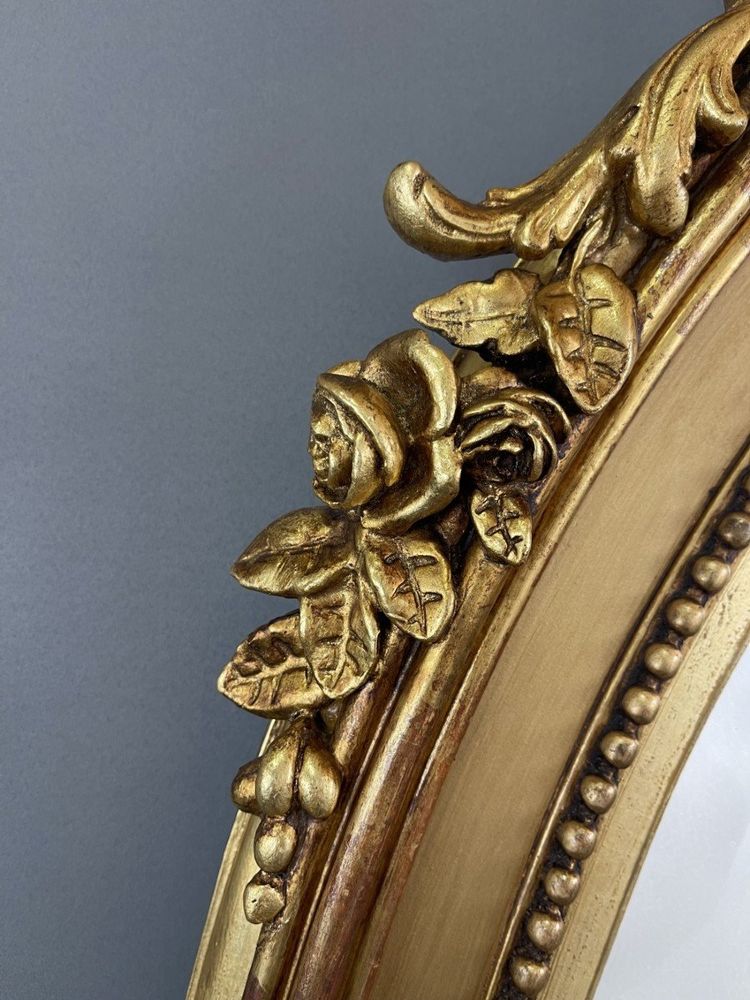 Specchio ovale in legno dorato Napoleone III