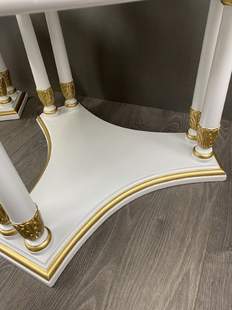 Paire De Tables D’appoint Style Néoclassique XXe Siècle