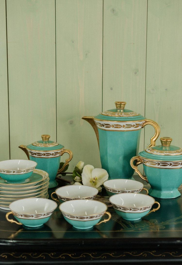 Limoges Yolande Manin Coffee Tea Service 6 Servers XXth Century
