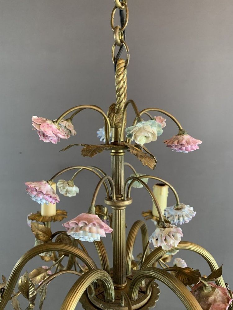 Lampadario floreale in porcellana e ottone del XX secolo