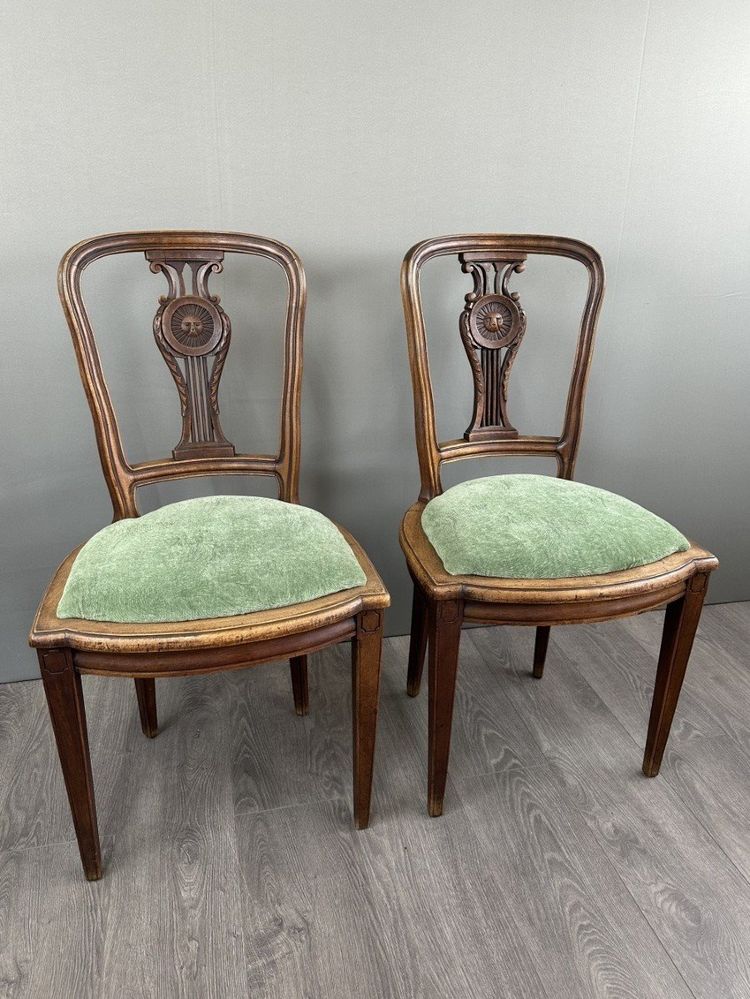 8 Chaises Vintage En Bois Avec Assise En Velours Vert XXe Siècle