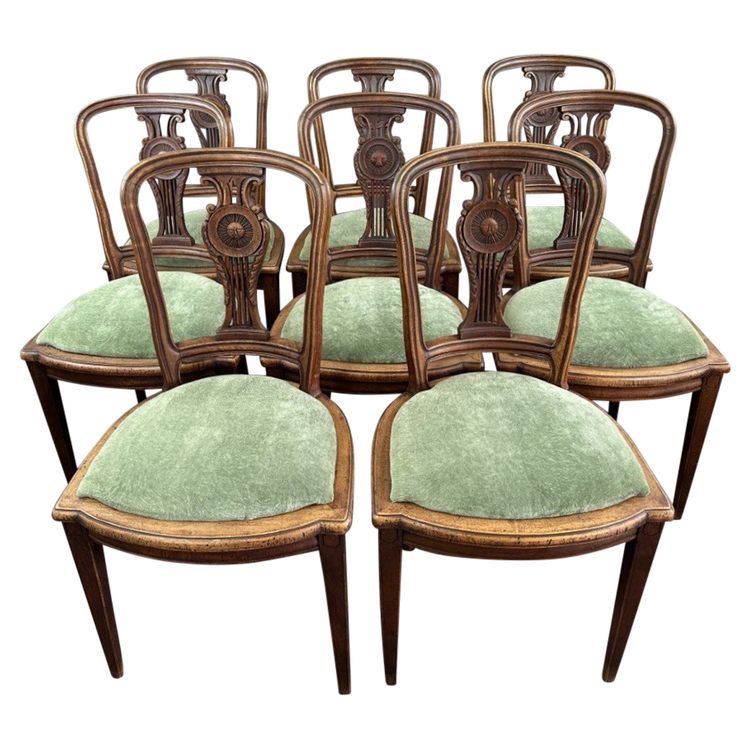 8 Chaises Vintage En Bois Avec Assise En Velours Vert XXe Siècle