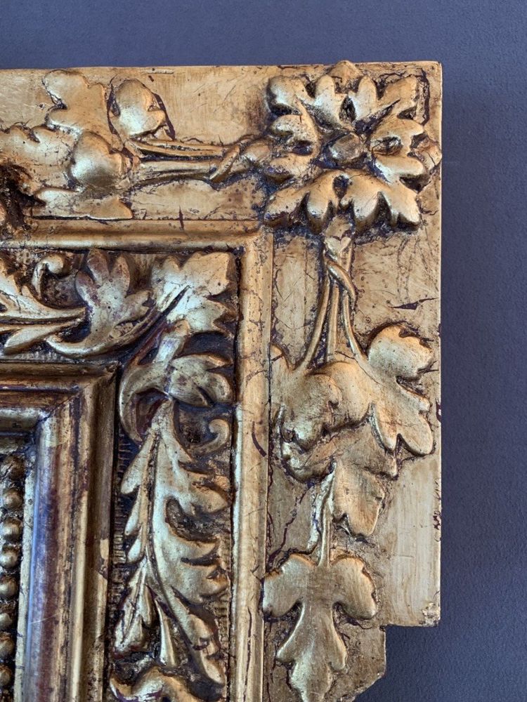 Specchio in legno intagliato e dorato in stile Luigi XVI, XIX secolo