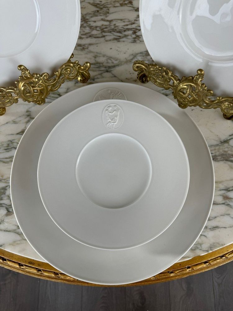 Service Plat Et Assiettes à Dessert En Porcelaine Kmp Berlin, 20th Century