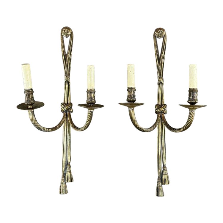 Paire D’appliques Murales En Bronze Doré De Style Louis XVI, XXe Siècle