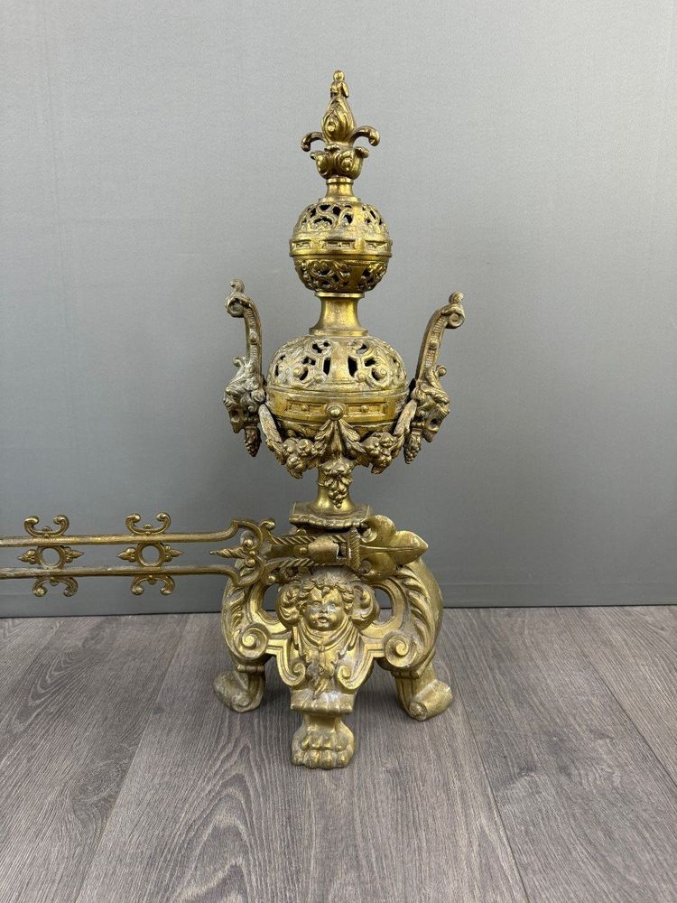 Pair De Chenets Anciens En Bronze Doré, Fin XIXe Siècle
