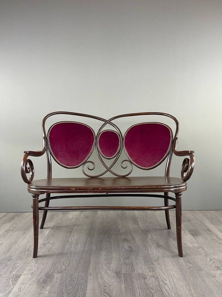 Canapé De Style Art Nouveau Par Thonet, XXe Siècle