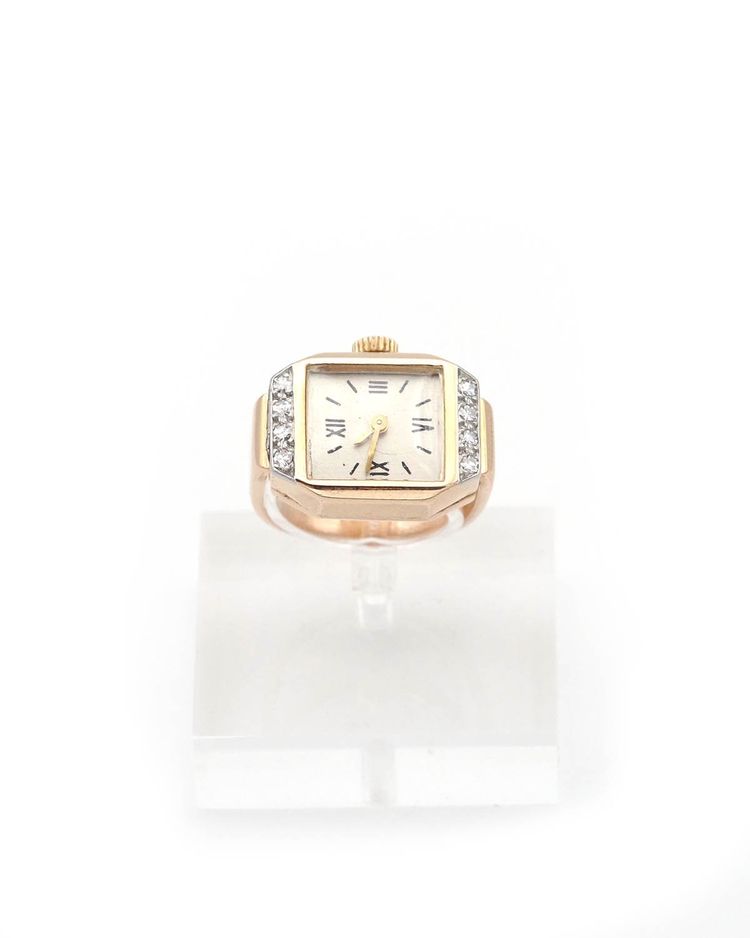 Bague montre tank en or 18 karats et diamants, bague ancienne, Rétro, montre, bijou rétro, diamants 