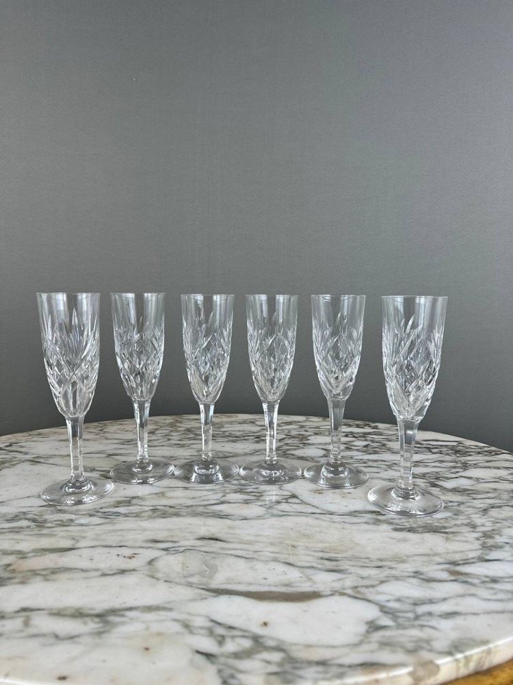 Service De Verres En Cristal Saint Louis Modèle Chantilly (26 Pièces), XXe Siècle