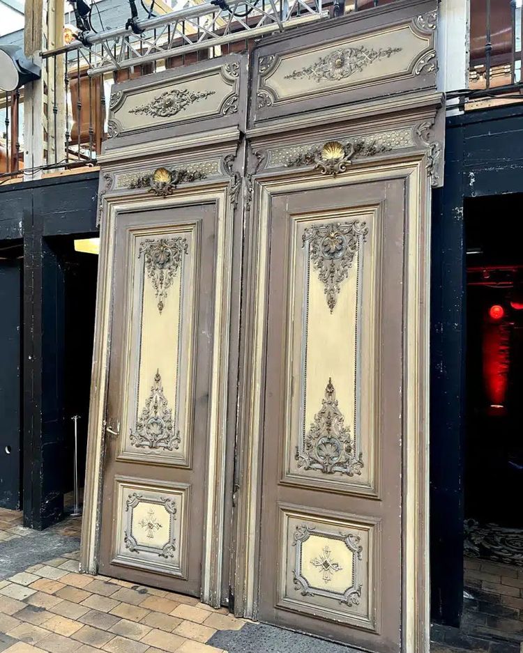 Coppia di porte con cornici Napoleone III 