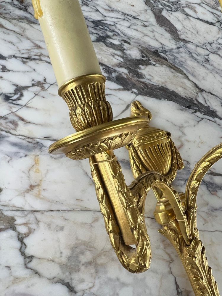 Paire D’appliques En Bronze Doré, Maison Baguès, Style Louis XVI, XXe Siècle