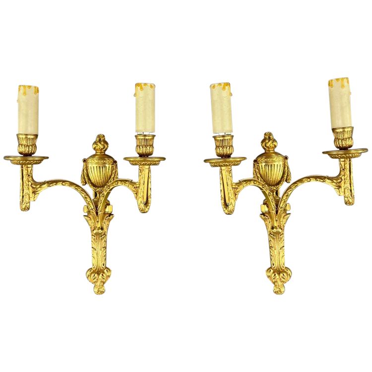 Paire D’appliques En Bronze Doré, Maison Baguès, Style Louis XVI, XXe Siècle