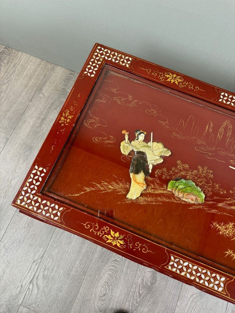 Table Basse Laquée , Style Chinois, XXe Siècle