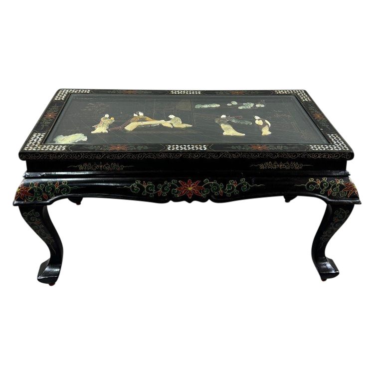 Table Basse Chinoise Laquée Et Incrustée, XXe Siècle