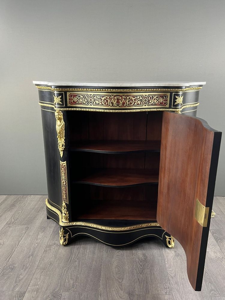 Paar Boulle-Möbelschränke mit Intarsienarbeit, Epoche Napoleon III