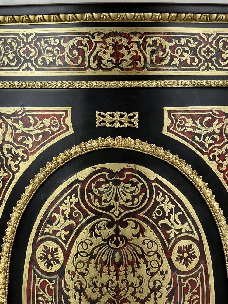 Paar Boulle-Möbelschränke mit Intarsienarbeit, Epoche Napoleon III