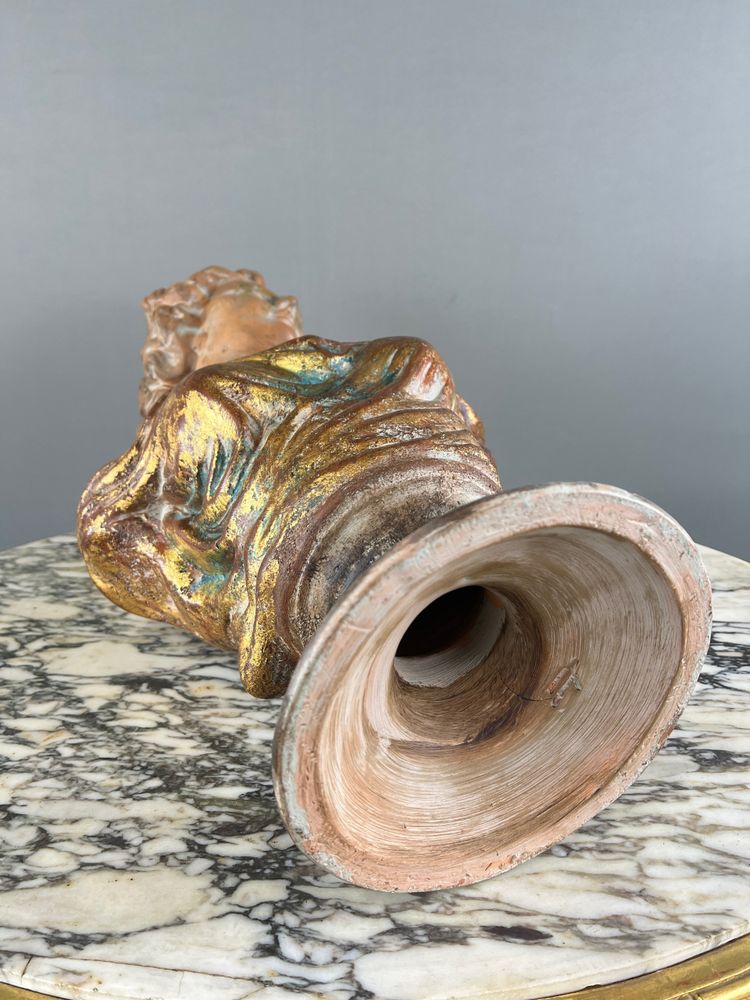 Busto femminile in terracotta, Italia, XX secolo