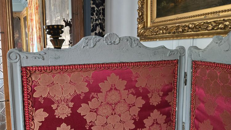 Paravento in legno intagliato in stile Regency del XIX secolo