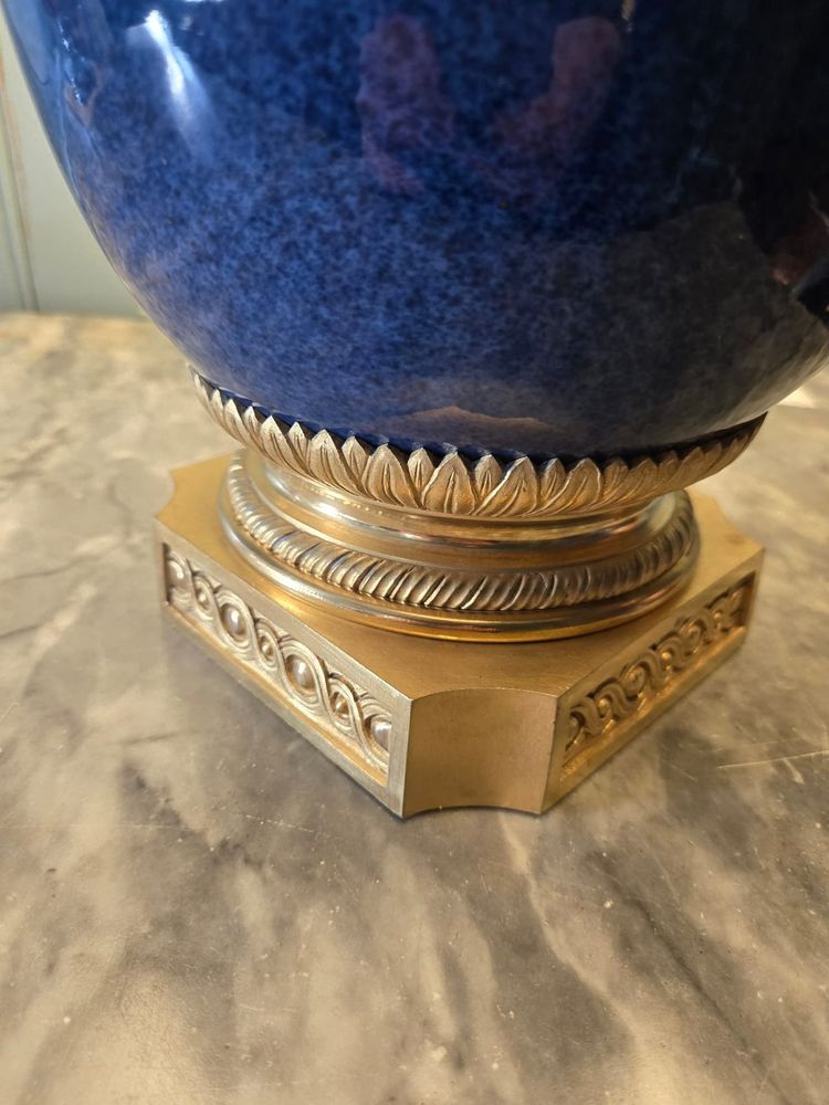 Lampe De Salon En Porcelaine Et Bronze Doré, Style Louis XVI, XIXème Siècle.