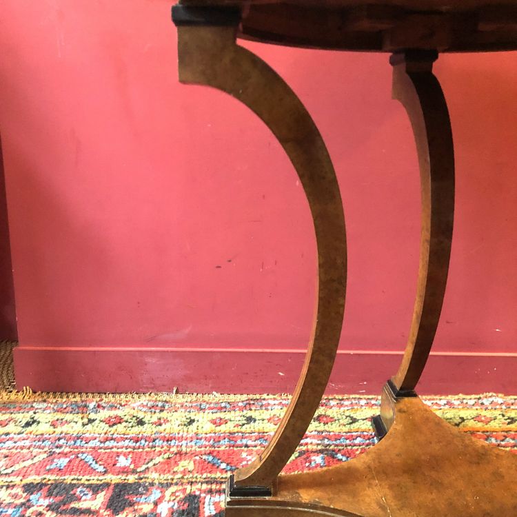 Early 19th century pedestal table attributed to J.J. Chapuis