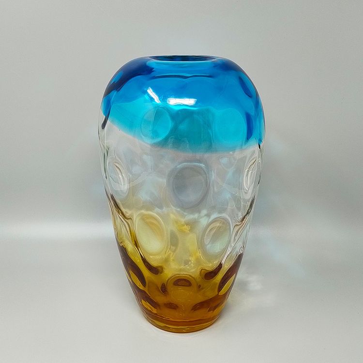 1970er Jahre Wunderschöne Vase in Blau und Bernstein aus Muranoglas von Ca Dei Vetrai.