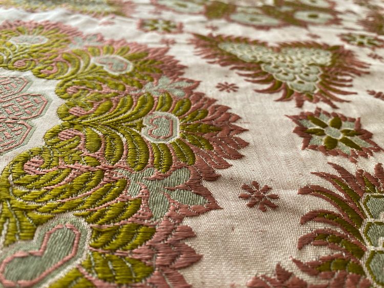 Reversible silk table rug - 19th century