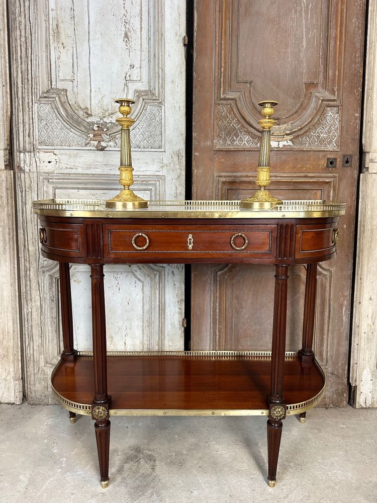 Console de style Louis XVI en acajou 20e siècle