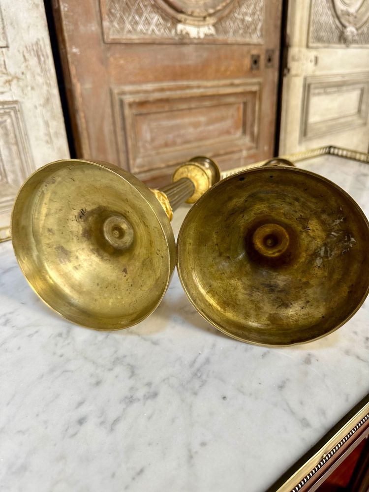 Coppia di candelieri in bronzo Periodo di restauro