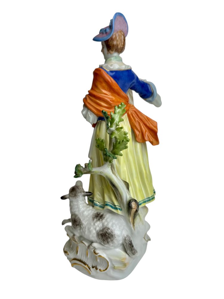 Meissen - Figure En Porcelaine Bergère avec cage à oiseaux
