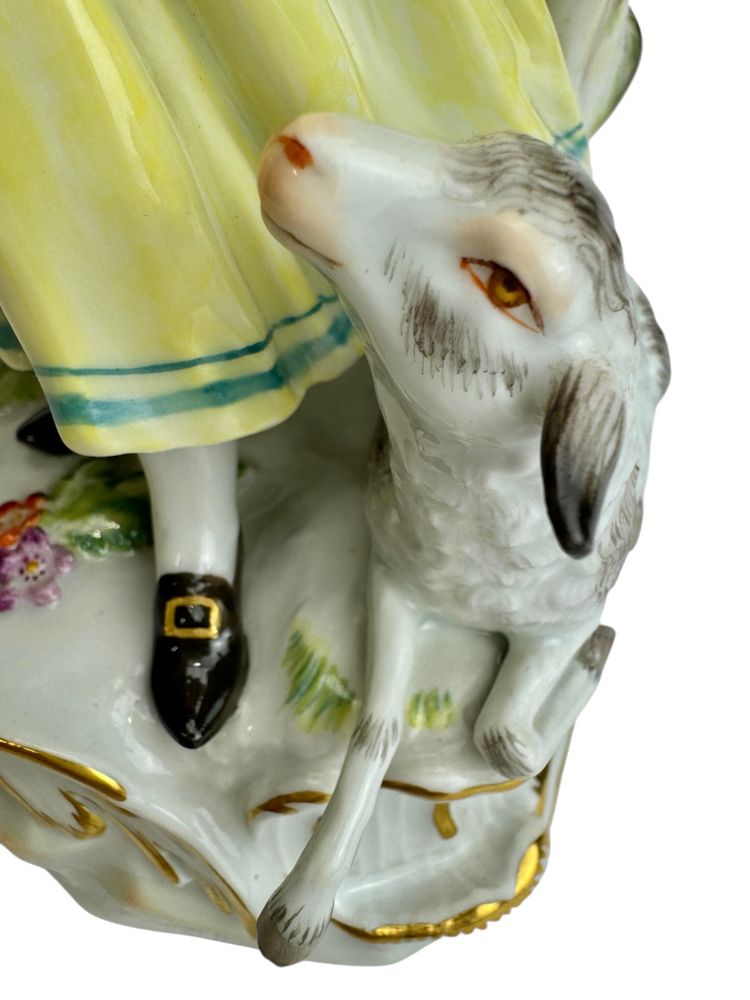 Meissen - Figure En Porcelaine Bergère avec cage à oiseaux