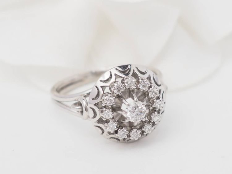 Vintage-Ring aus Weißgold, Platin und Diamanten