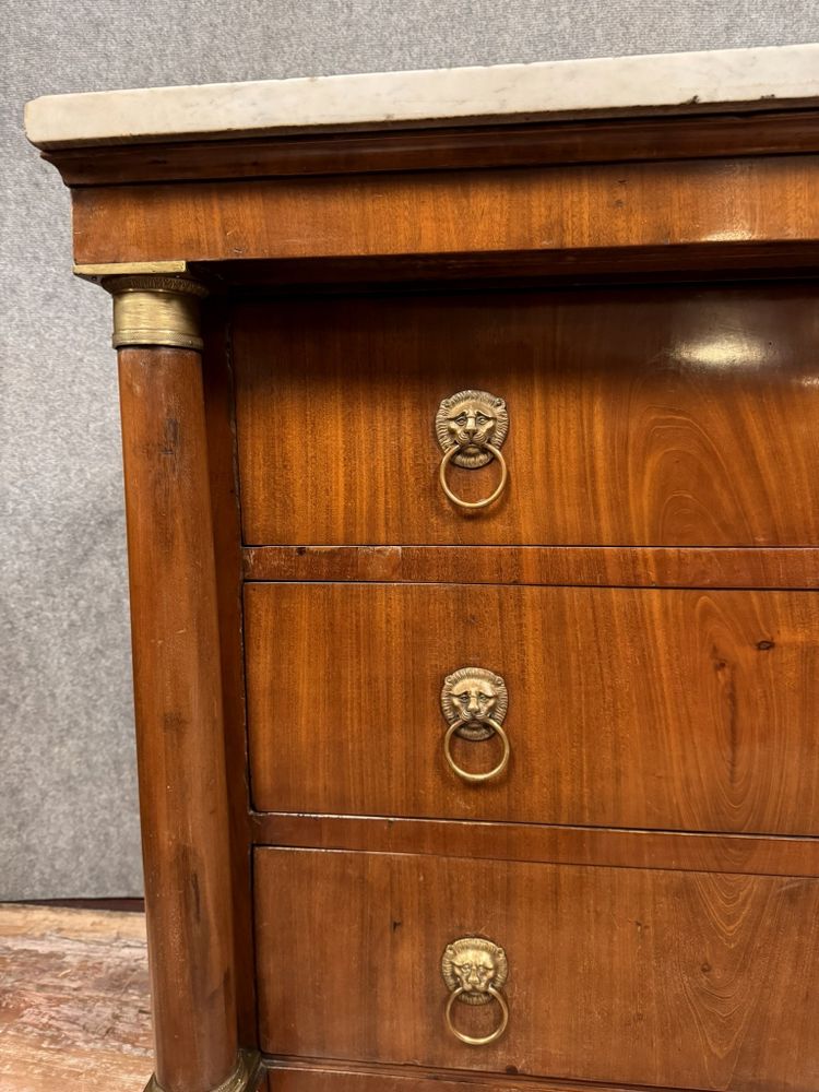Magnifica cassettiera in mogano di epoca Impero del 1810 circa
