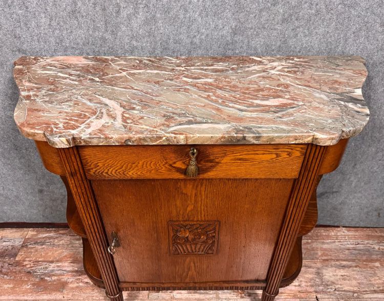 In the style of Dufresne: attractive Art Nouveau oak sideboard circa 1900