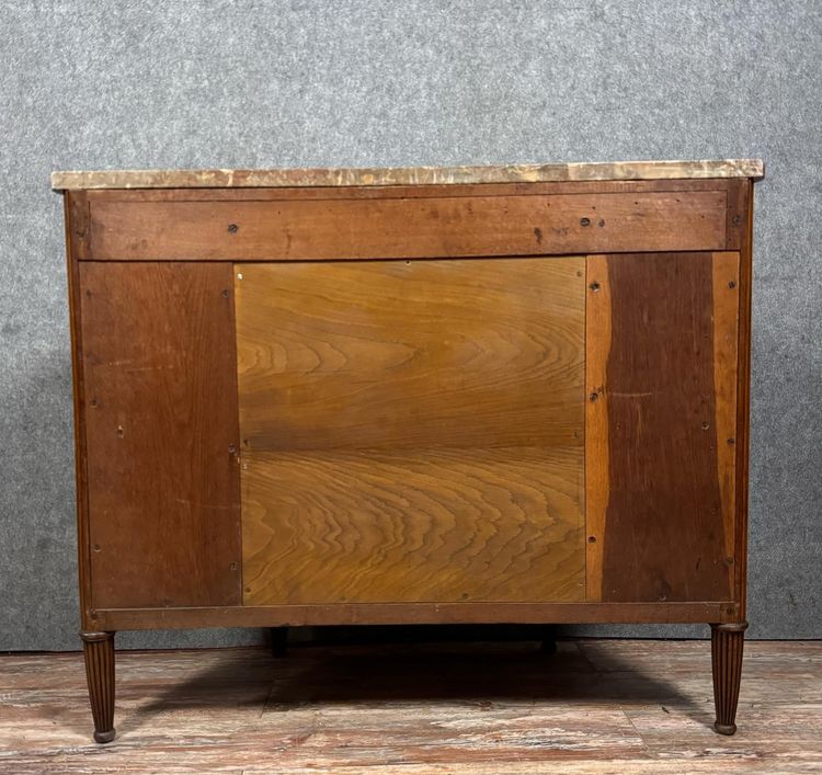 In the style of Dufresne: attractive Art Nouveau oak sideboard circa 1900