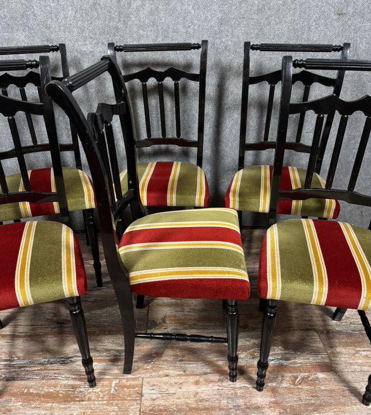 Set of 6 Vintage chairs in black lacquered wood, circa 1970
