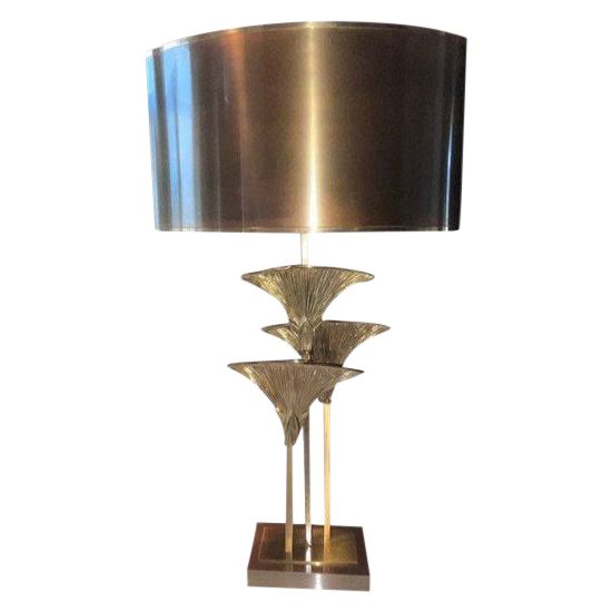Maison CHARLES   Lampe Modèle Thèbes à Décor De Trois Feuilles De Papyrus En Bronze Doré Signée