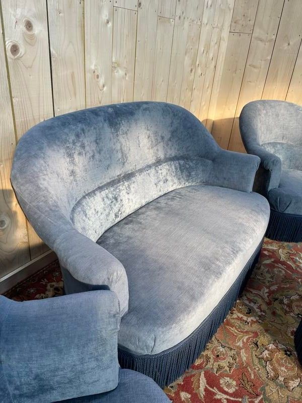 Salon crapaud comprenant cabale et fauteuils + pouf 