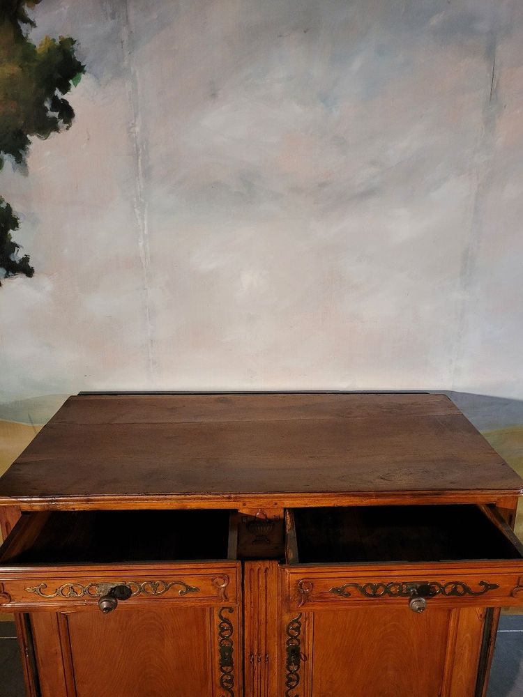 Buffet Bas Louis XV En Merisier