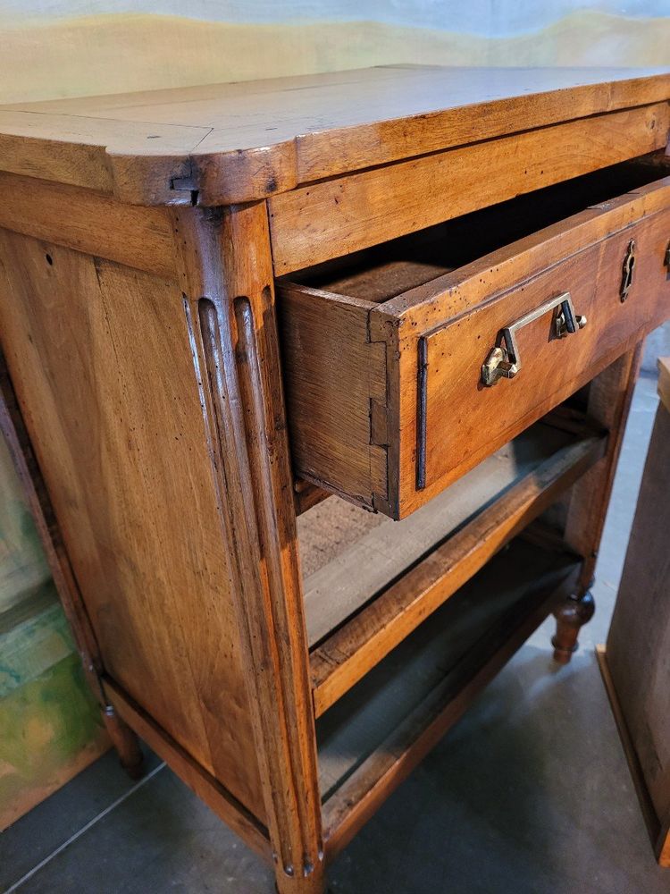 Petite Commode époque Louis XVI En Merisier
