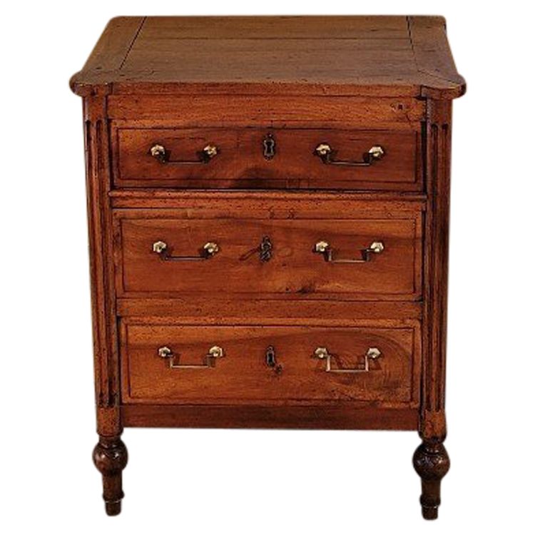 Petite Commode époque Louis XVI En Merisier
