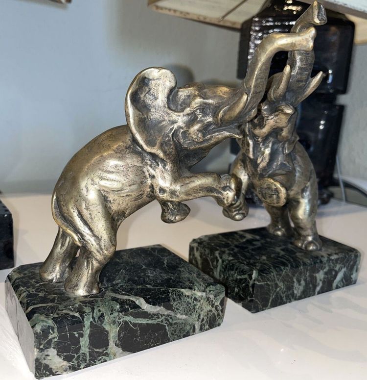 Louis FONTINELLE ( 1886-1964 ) Paire De Serre Livres Aux éléphants En Bronze Sur Marbre  Signés