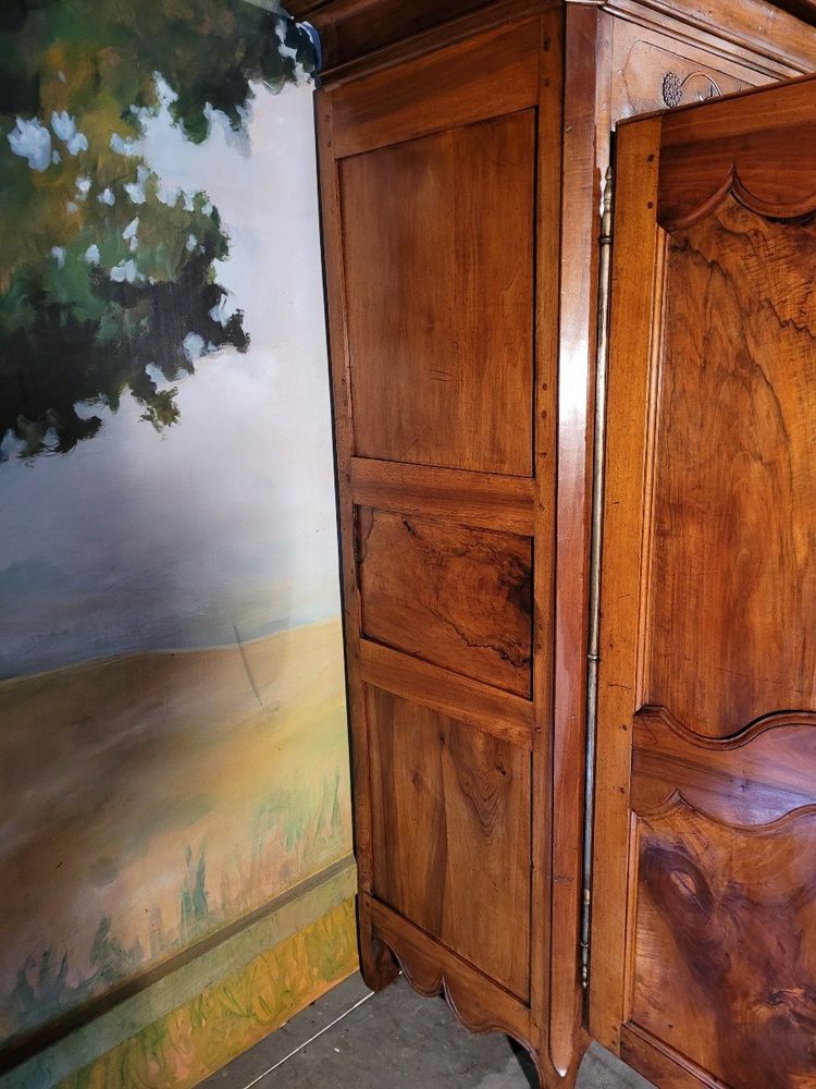 Kleiner Schrank Louis XV Aus Nussbaum