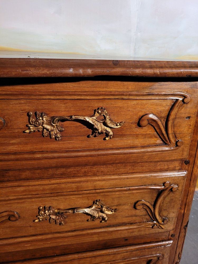 Commode époque Louis XV En Noyer