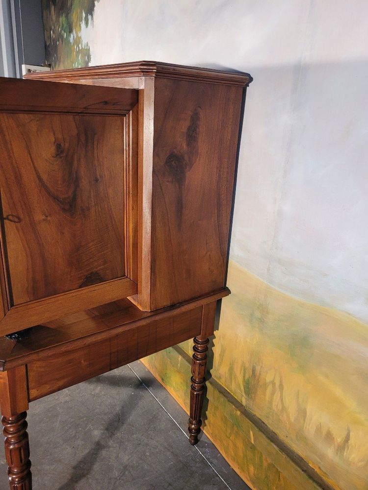 Bureau Louis Philippe En Noyer Massif