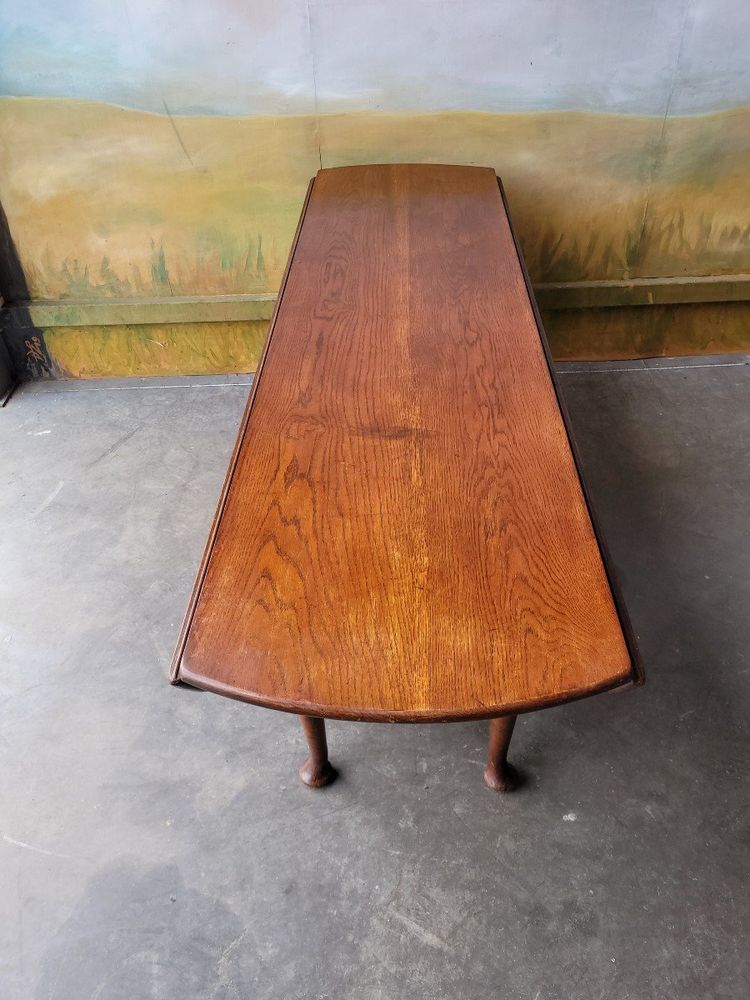 Large 19th Century Oak Oval Table