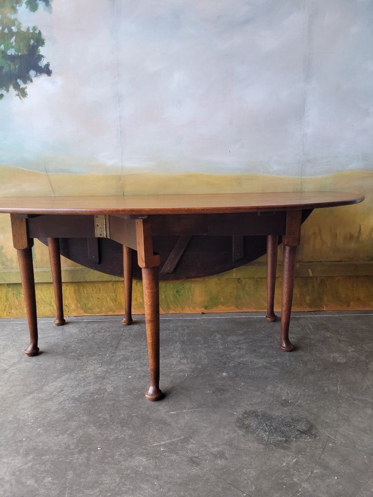 Large 19th Century Oak Oval Table