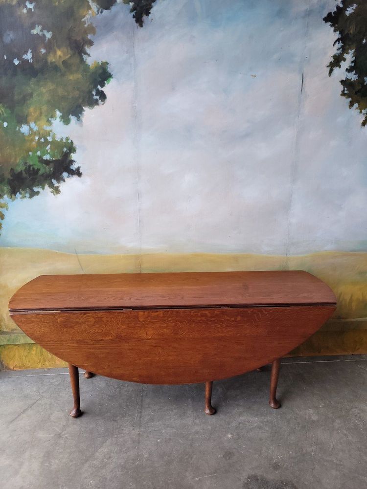 Large 19th Century Oak Oval Table